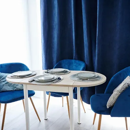 Moderne Et Lumineux - Centre Apartment